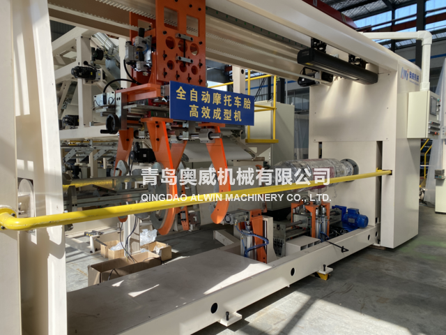 HIGH EFFICIENT SPRING TURN UP TIRE BUILDING MACHINE